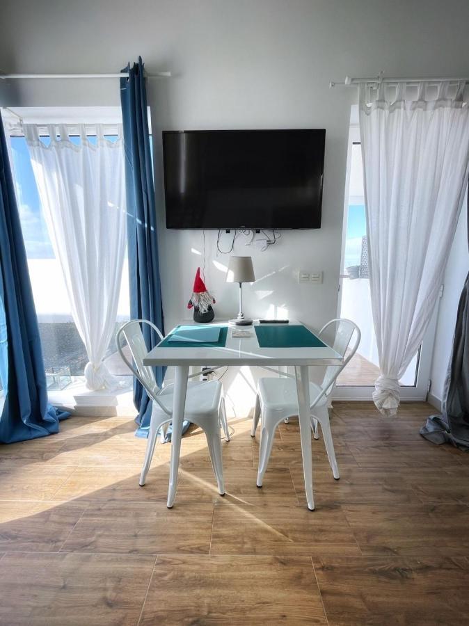 דירות טינאחו Azur Arts Lanzarote Lofts מראה חיצוני תמונה