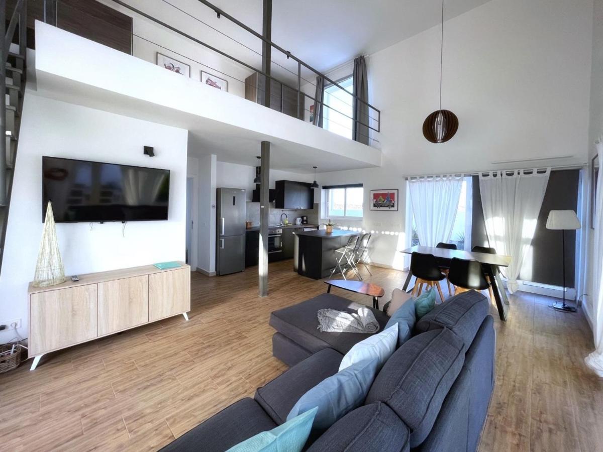 דירות טינאחו Azur Arts Lanzarote Lofts מראה חיצוני תמונה